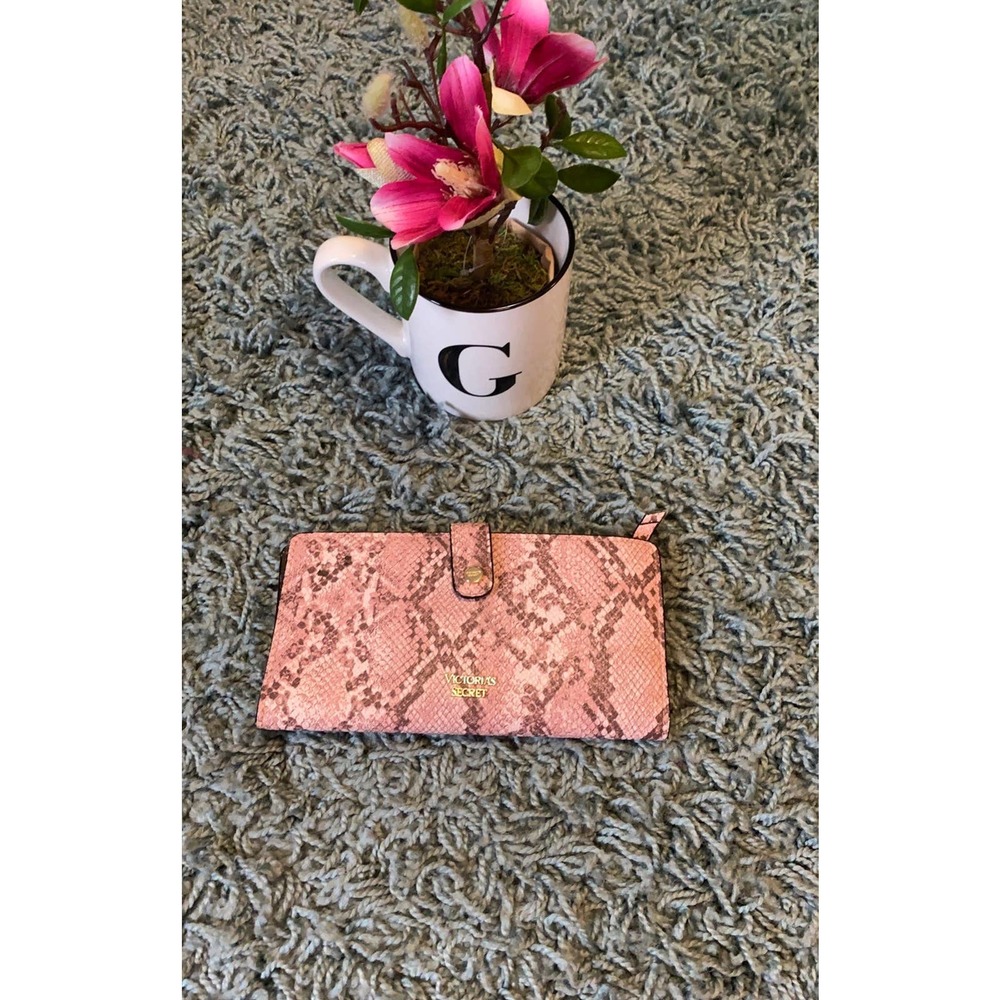 Victoria Secret Pink Exotic Python